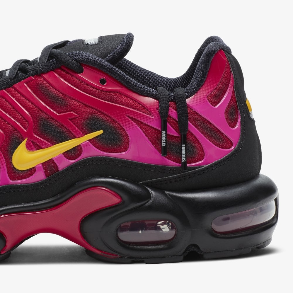 NIKE×supreme Air Max Plus  fire pink